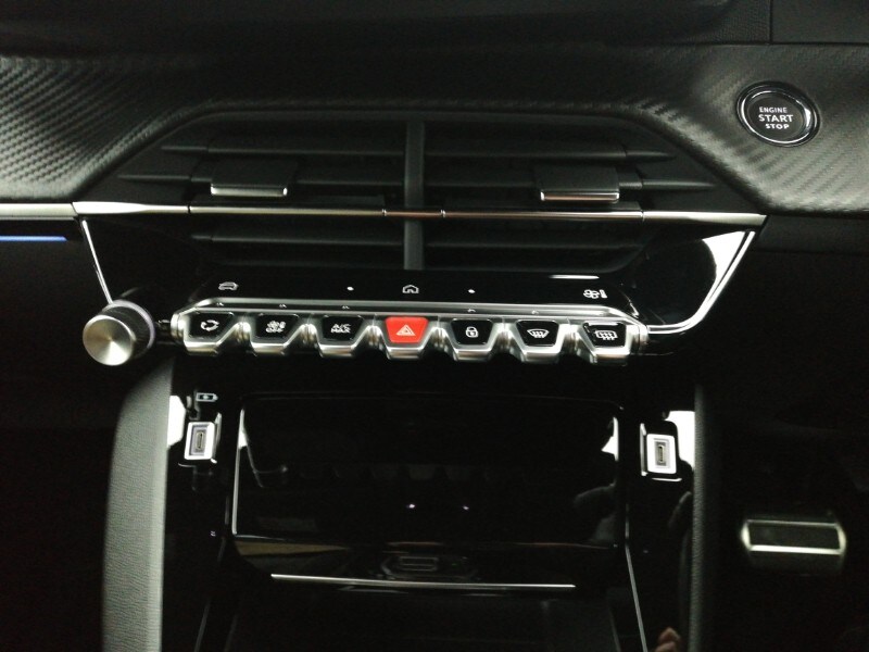 Used Peugeot 2008 2025 for sale - 76325549: Photo 13