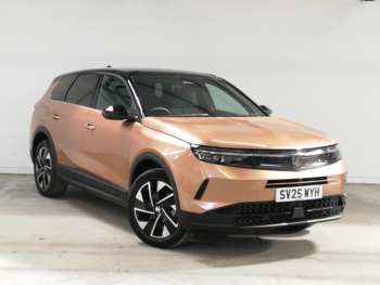 2025 - 1.2 Hybrid [136] GS 5dr e-DCT6