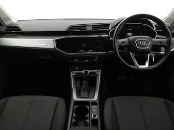 Used Audi Q3 2023 for sale - 78872757: Photo