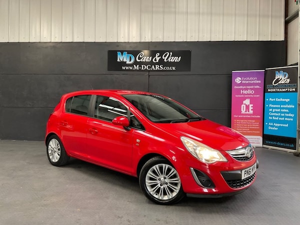 Used Vauxhall Corsa 2011 for sale - 76236117: Photo 2