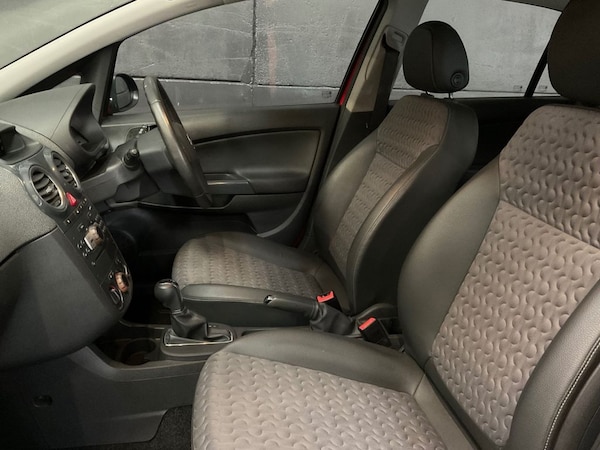 Used Vauxhall Corsa 2011 for sale - 76236117: Photo 37