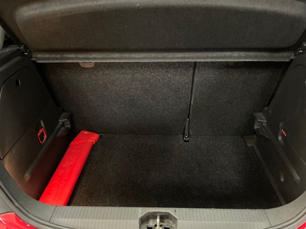 Used Vauxhall Corsa 2011 for sale - 76236117: Photo 49
