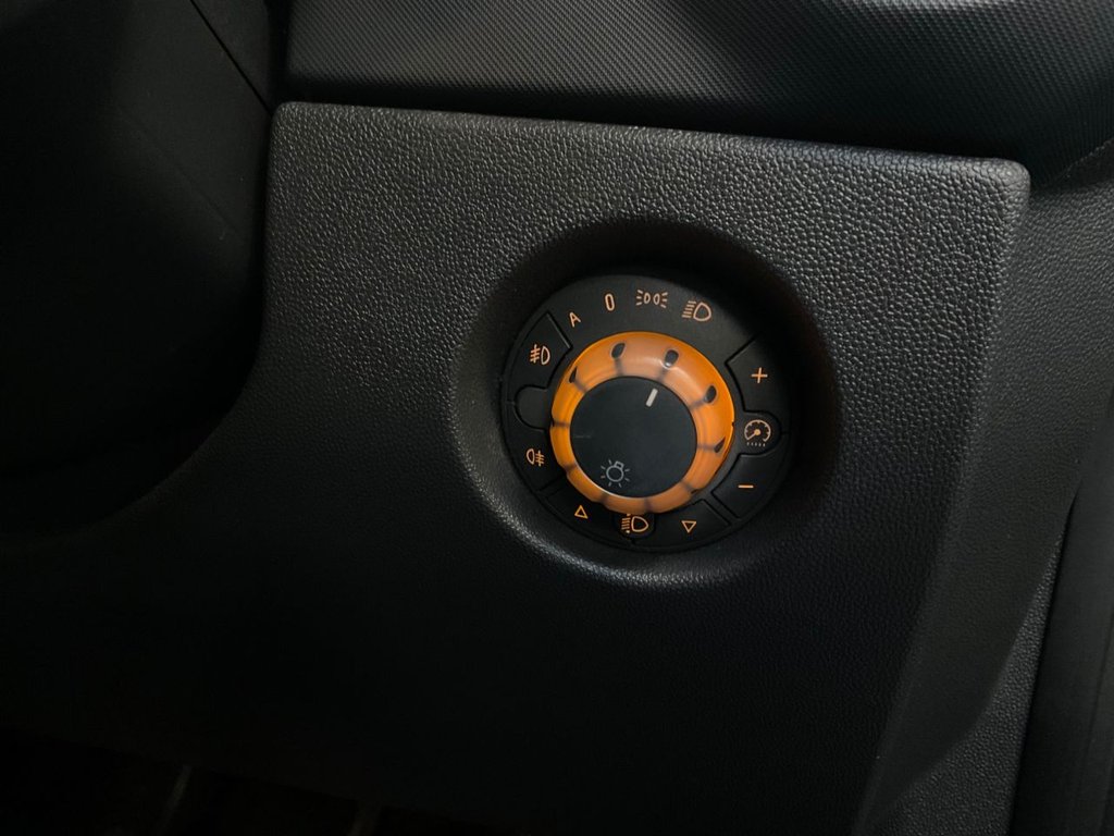 Used Vauxhall Corsa 2008 for sale - 77356758: Photo 42