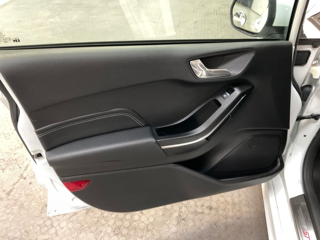 Used Ford Fiesta 2018 for sale - 77593717: Photo 48