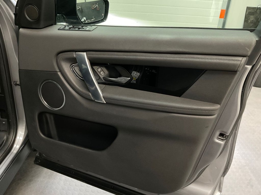 Used Land Rover Discovery Sport 2020 for sale - 76783431: Photo 50