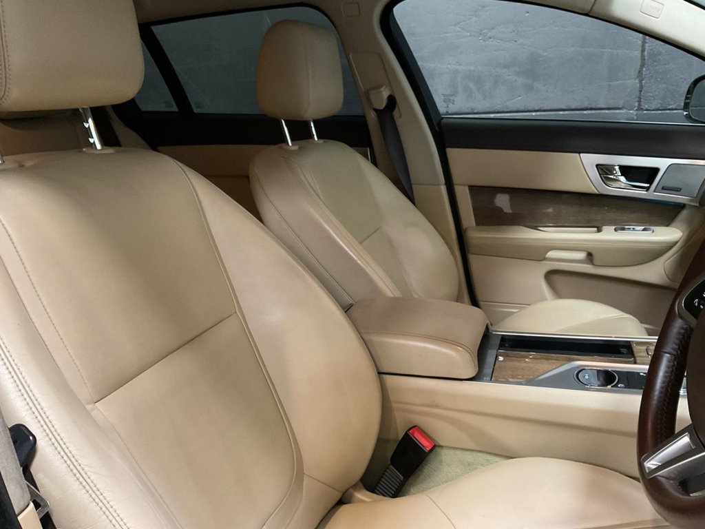 Used Jaguar XF 2013 for sale - 78212592: Photo 10