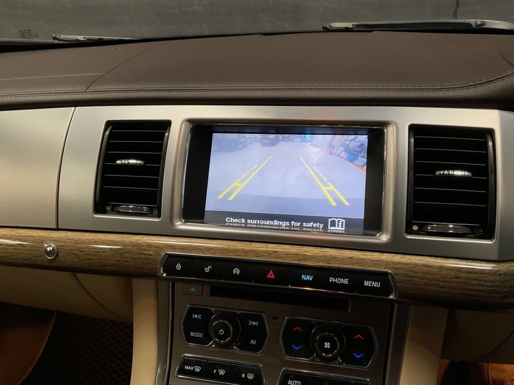 Used Jaguar XF 2013 for sale - 78212592: Photo 19