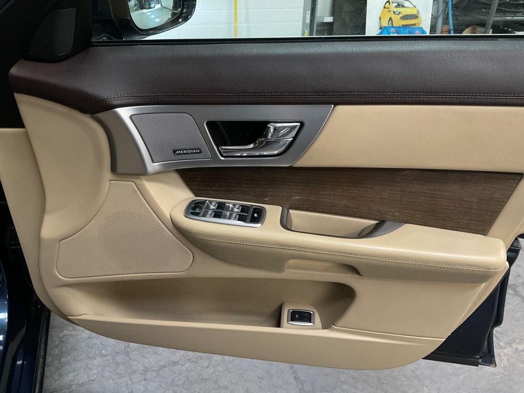 Used Jaguar XF 2013 for sale - 78212592: Photo 38