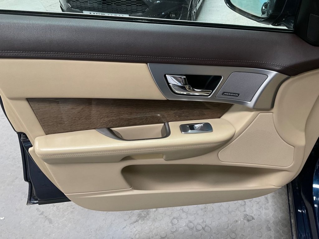 Used Jaguar XF 2013 for sale - 78212592: Photo 41