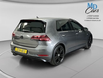 Used Volkswagen Golf 2018 for sale - 78569391: Photo