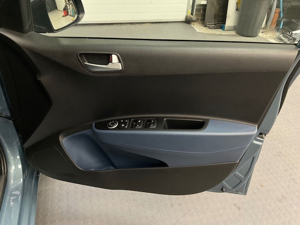 Used Hyundai i10 2016 for sale - 76255925: Photo 41