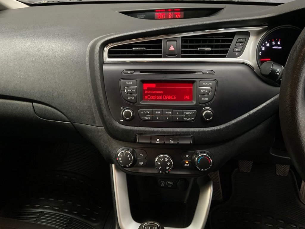 Used Kia Ceed 2018 for sale - 78153536: Photo 14