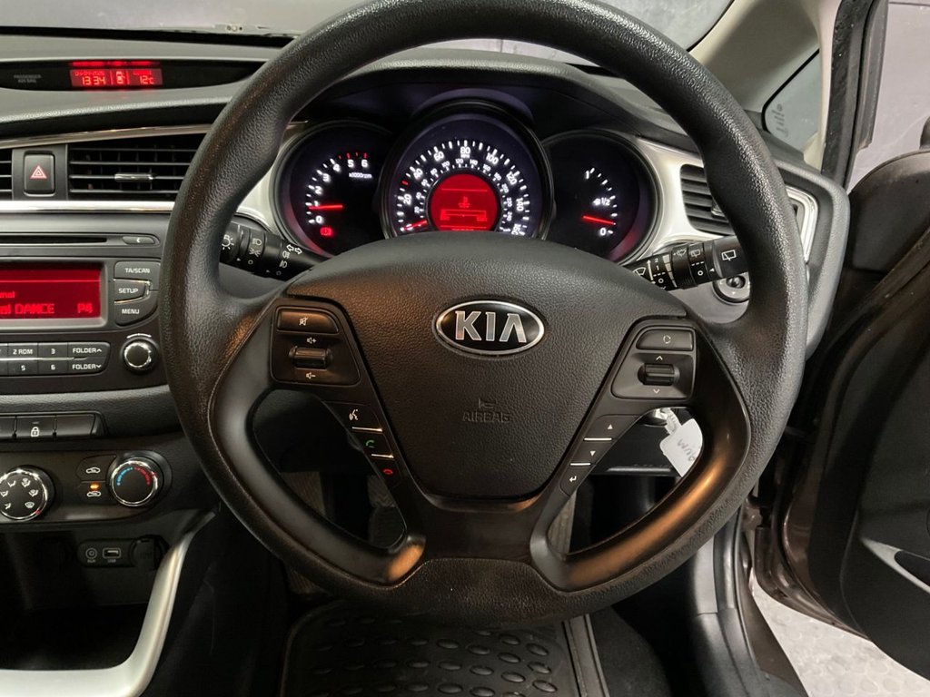 Used Kia Ceed 2018 for sale - 78153536: Photo 18