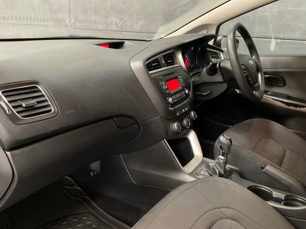 Used Kia Ceed 2018 for sale - 78153536: Photo 21