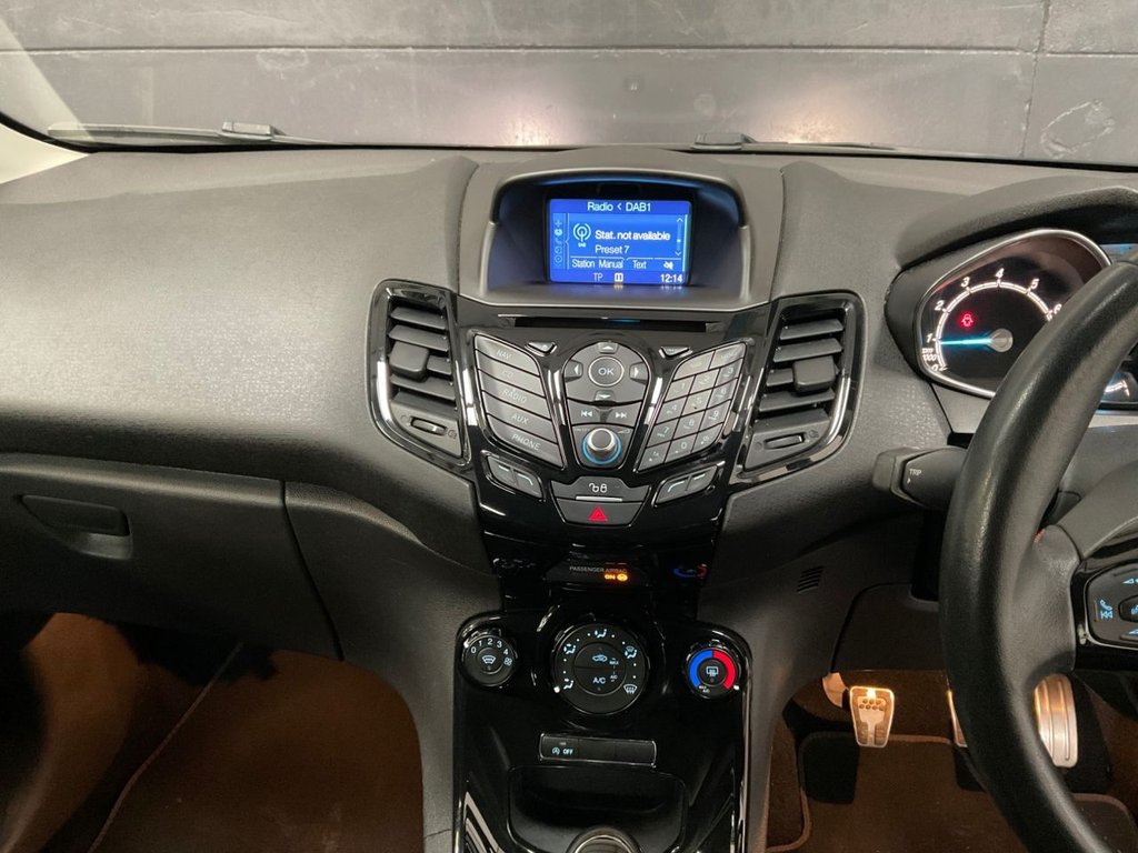 Used Ford Fiesta 2015 for sale - 78134170: Photo 16