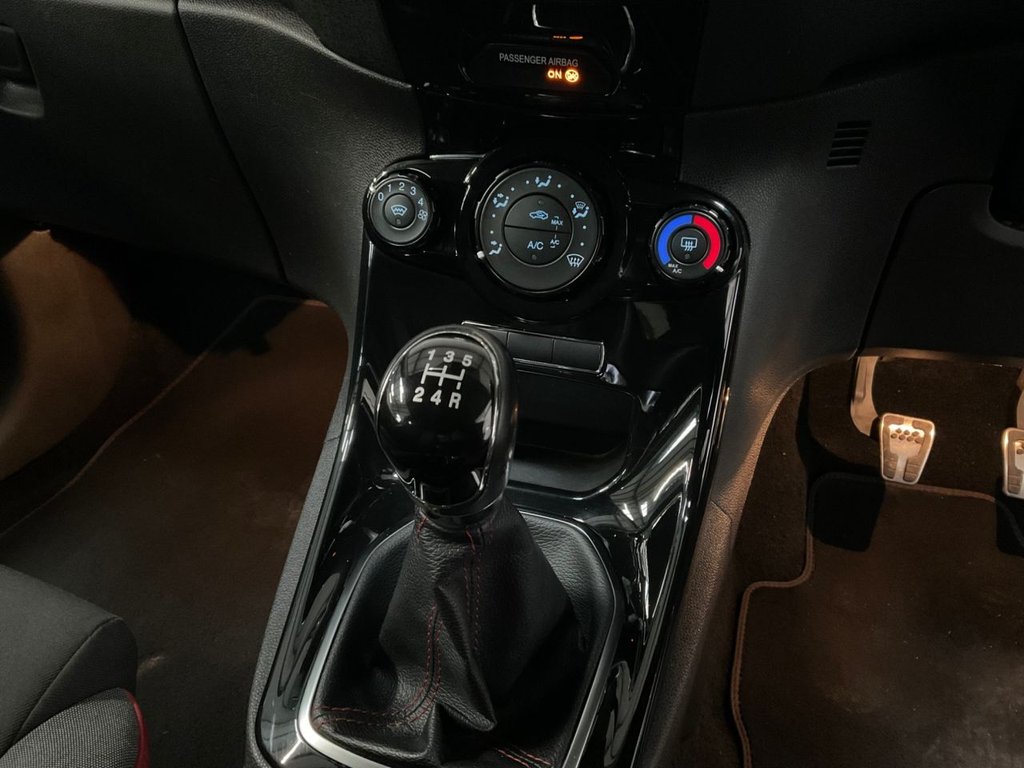 Used Ford Fiesta 2015 for sale - 78134170: Photo 18