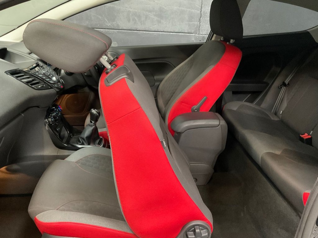 Used Ford Fiesta 2015 for sale - 78134170: Photo 25
