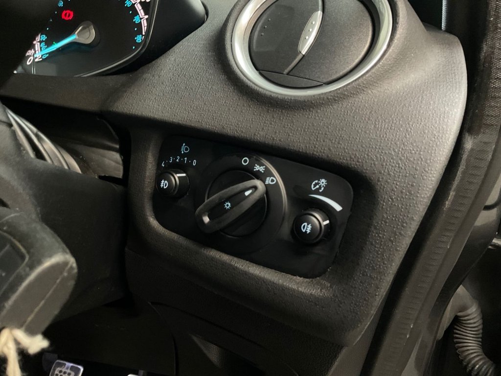 Used Ford Fiesta 2017 for sale - 78096196: Photo 31