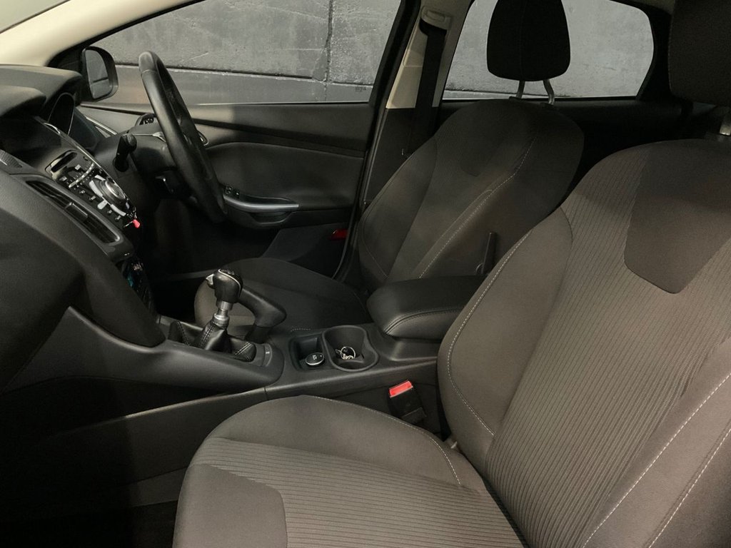 Used Ford Focus 2012 for sale - 76356152: Photo 26