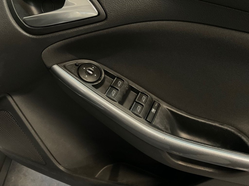 Used Ford Focus 2012 for sale - 76356152: Photo 48