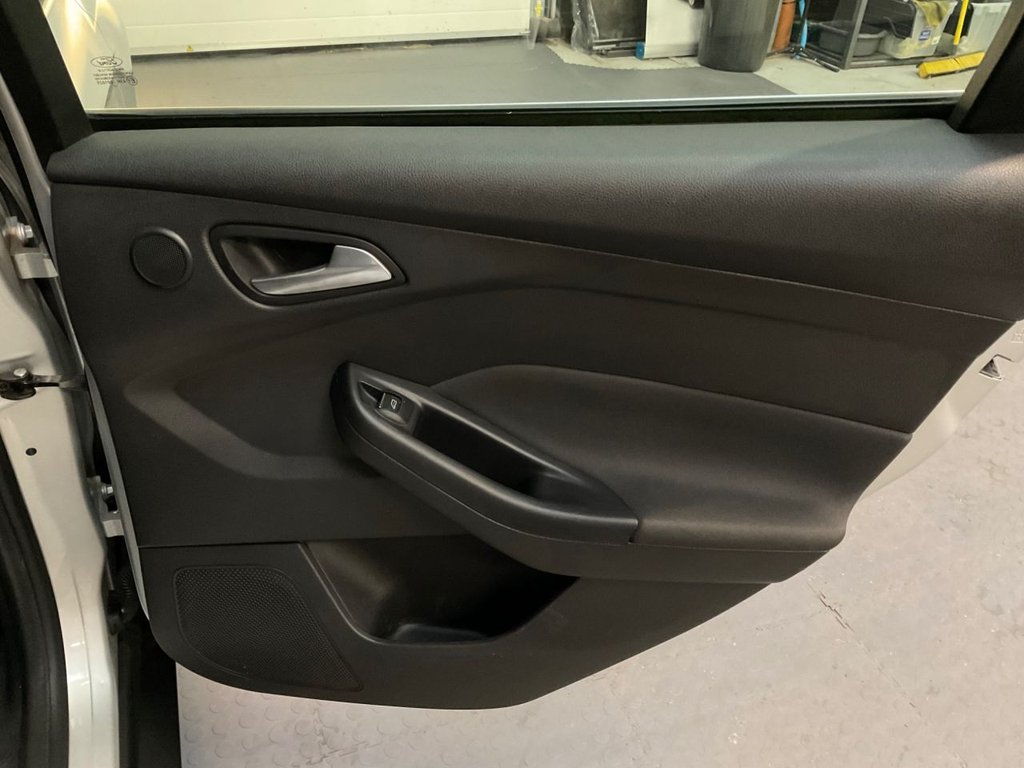 Used Ford Focus 2012 for sale - 76356152: Photo 49