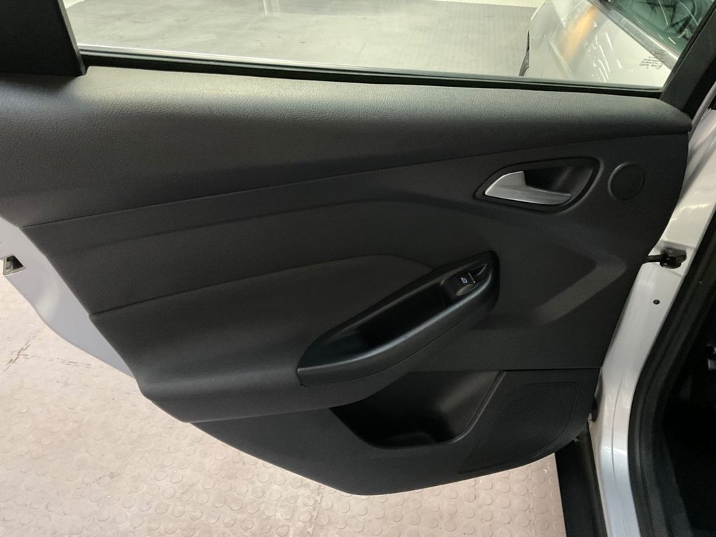 Used Ford Focus 2012 for sale - 76356152: Photo 50