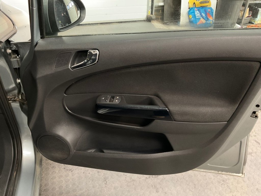 Used Vauxhall Corsa 2012 for sale - 78017145: Photo 29