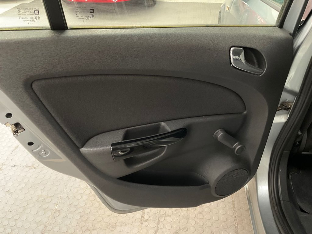 Used Vauxhall Corsa 2012 for sale - 78017145: Photo 32