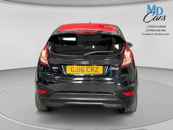Used Ford Fiesta 2016 for sale - 79550735: Photo