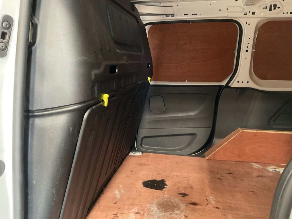 Used Peugeot Partner 2022 for sale - 77952888: Photo 29