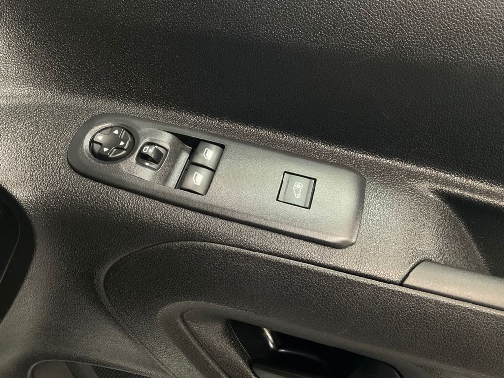 Used Peugeot Partner 2022 for sale - 77952888: Photo 35