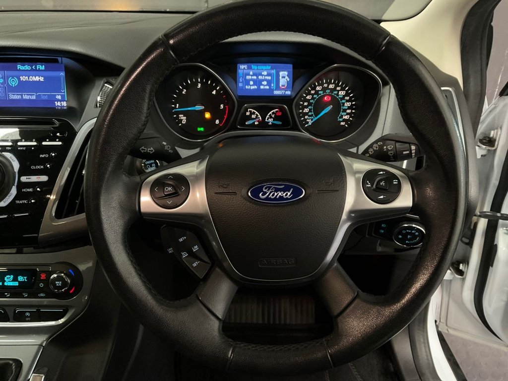 Used Ford Focus 2014 for sale - 76848122: Photo 30