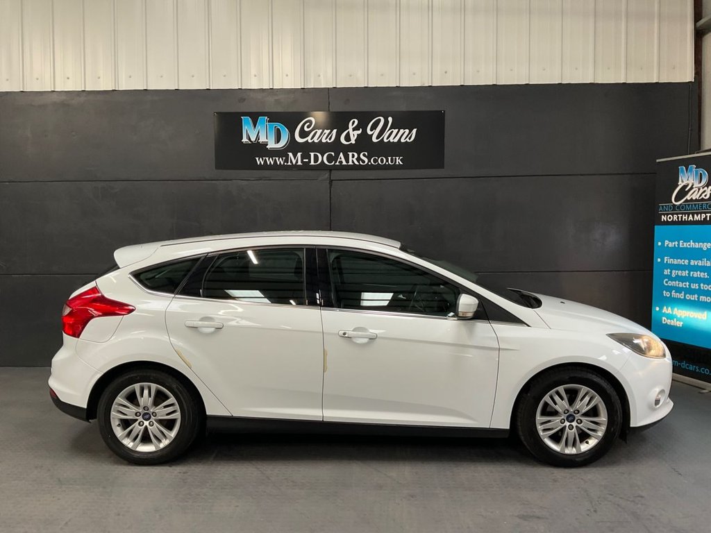 Used Ford Focus 2014 for sale - 76848122: Photo 4