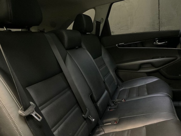 Used Kia Sorento 2018 for sale - 76256339: Photo 48