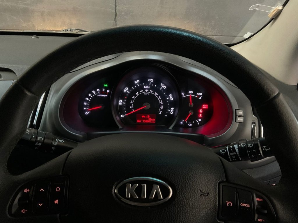 Used Kia Sportage 2010 for sale - 77836072: Photo 31