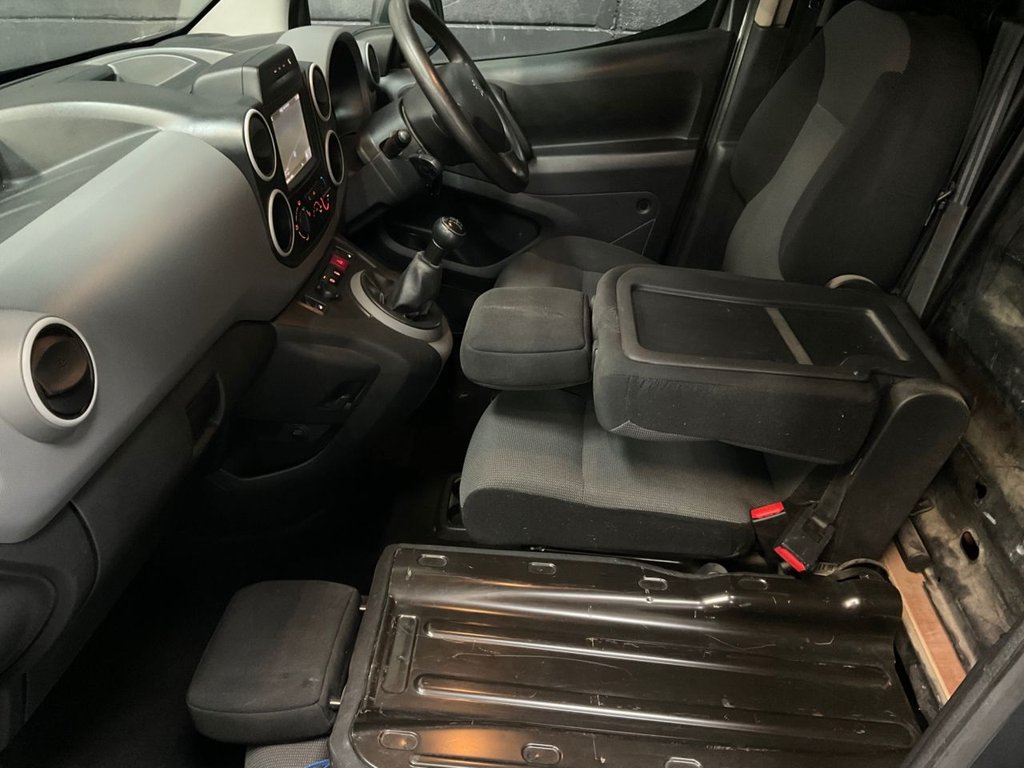 Used Peugeot Partner 2017 for sale - 76395867: Photo 30