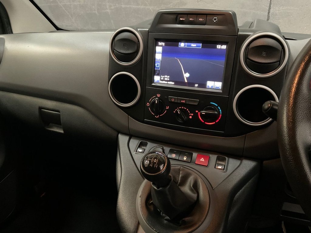 Used Peugeot Partner 2017 for sale - 76395867: Photo 31