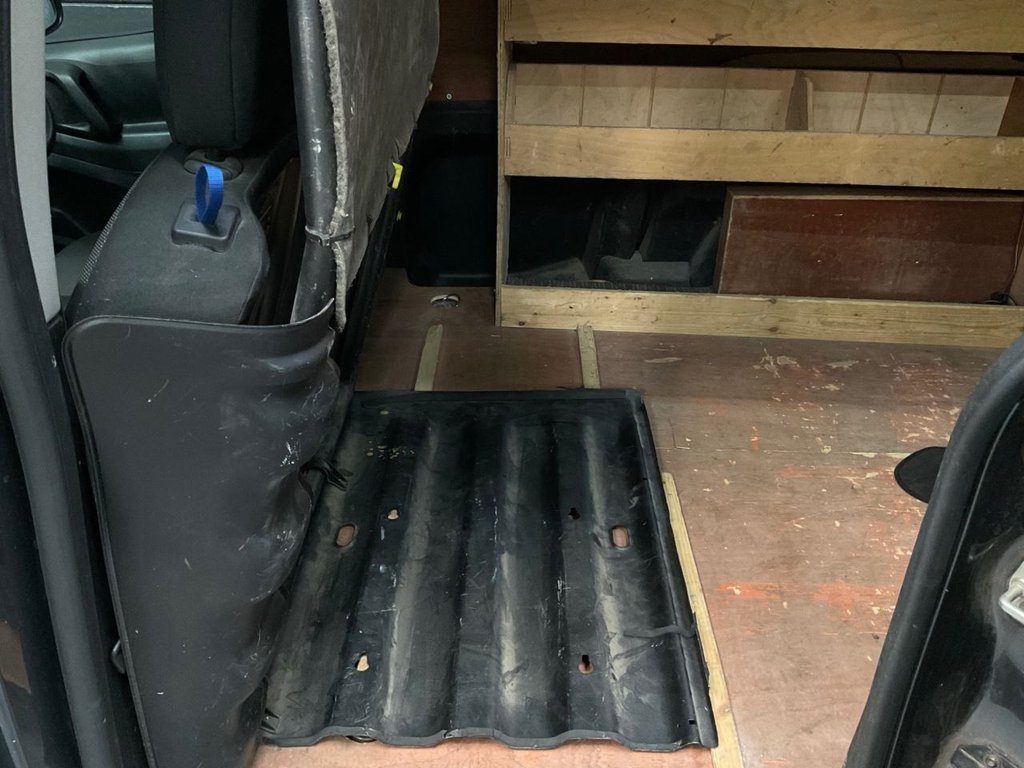 Used Peugeot Partner 2017 for sale - 76395867: Photo 43