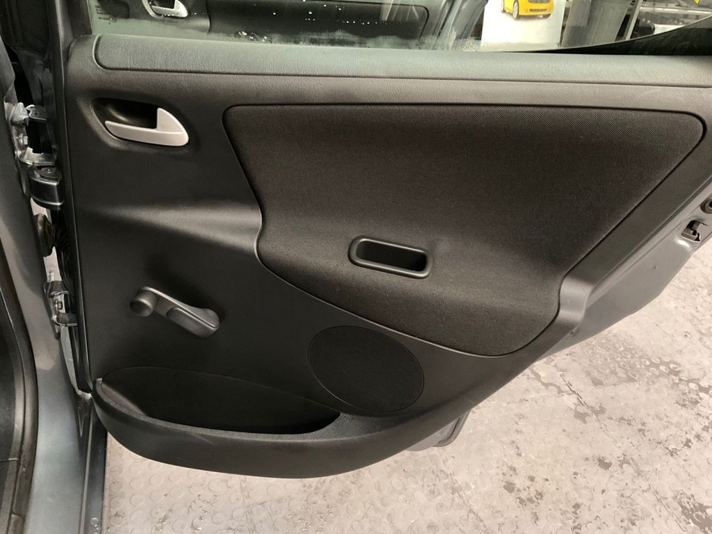 Used Peugeot 207 2009 for sale - 76547125: Photo 24