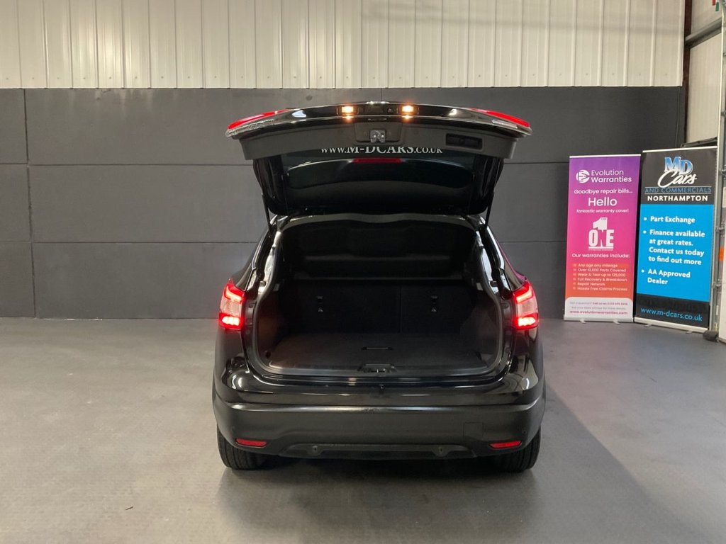 Used Nissan Qashqai 2014 for sale - 77212613: Photo 16