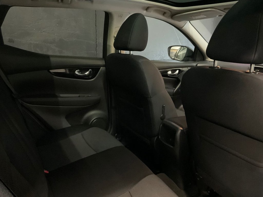 Used Nissan Qashqai 2014 for sale - 77212613: Photo 30