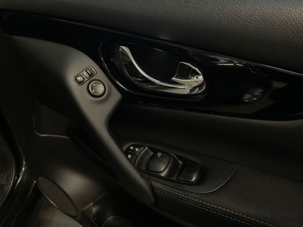 Used Nissan Qashqai 2014 for sale - 77212613: Photo 50