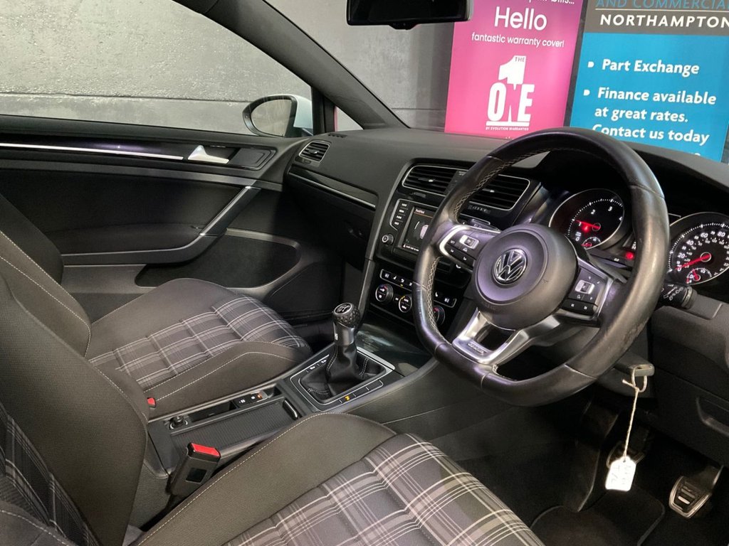 Used Volkswagen Golf 2016 for sale - 76900606: Photo 28