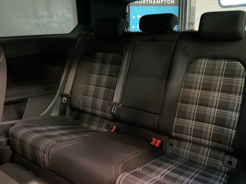 Used Volkswagen Golf 2016 for sale - 76900606: Photo 45