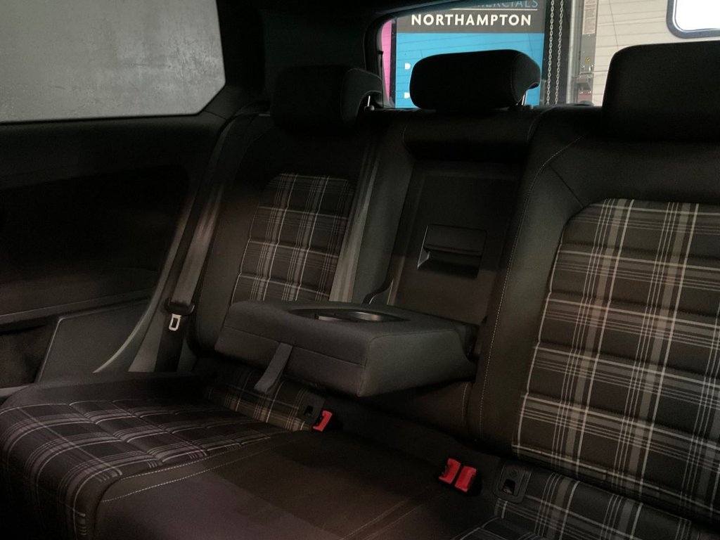 Used Volkswagen Golf 2016 for sale - 76900606: Photo 46