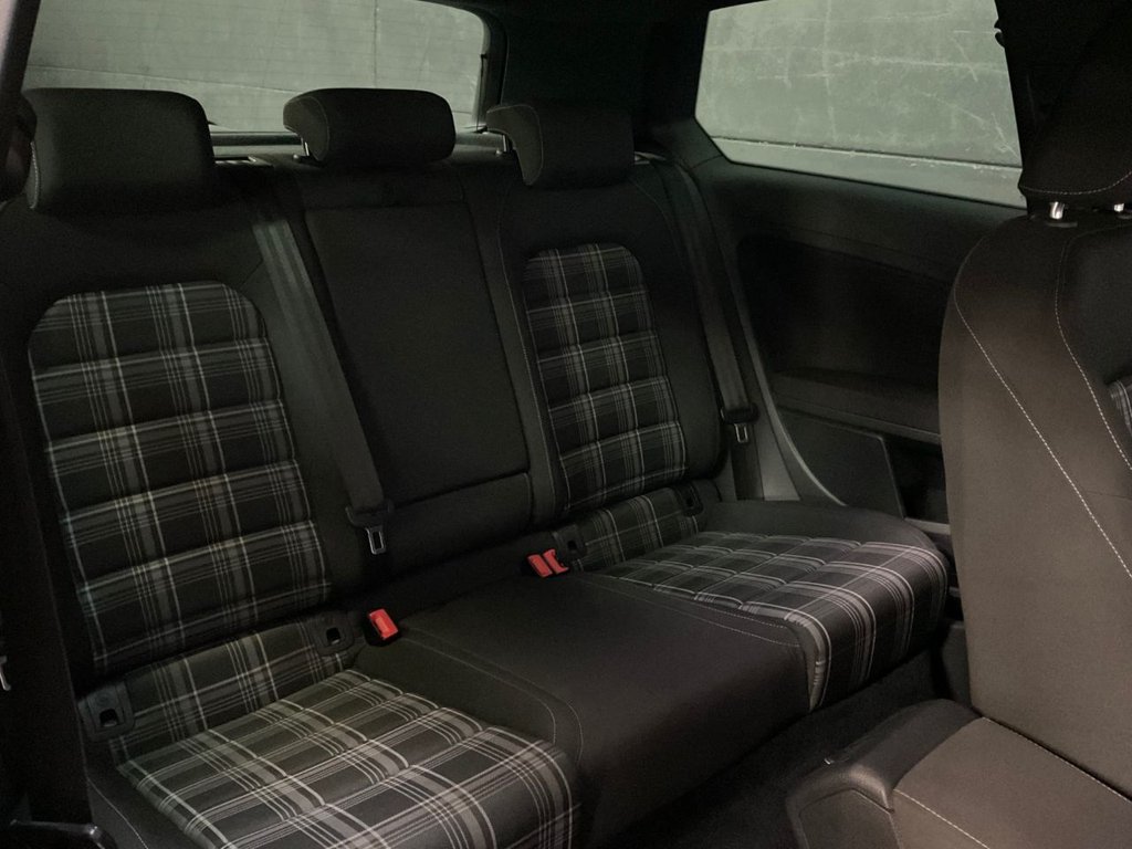 Used Volkswagen Golf 2016 for sale - 76900606: Photo 48