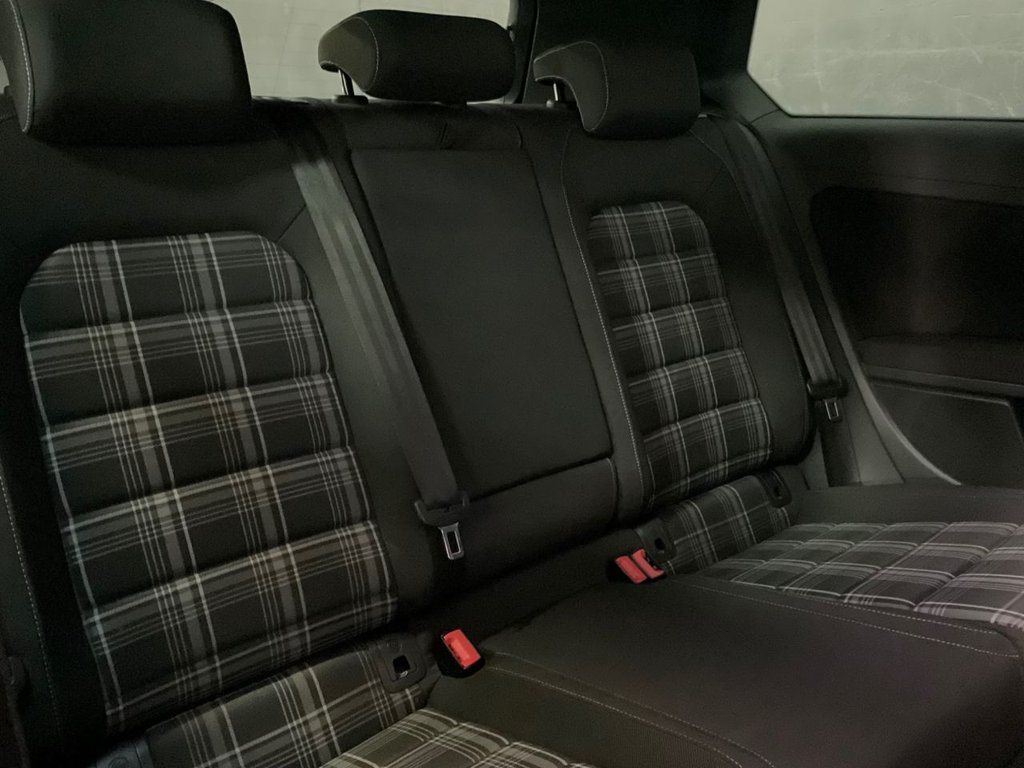 Used Volkswagen Golf 2016 for sale - 76900606: Photo 49