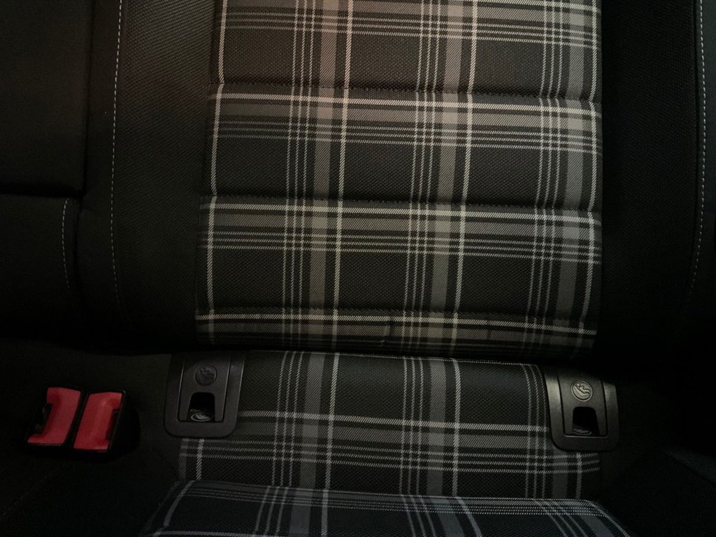 Used Volkswagen Golf 2016 for sale - 76900606: Photo 50