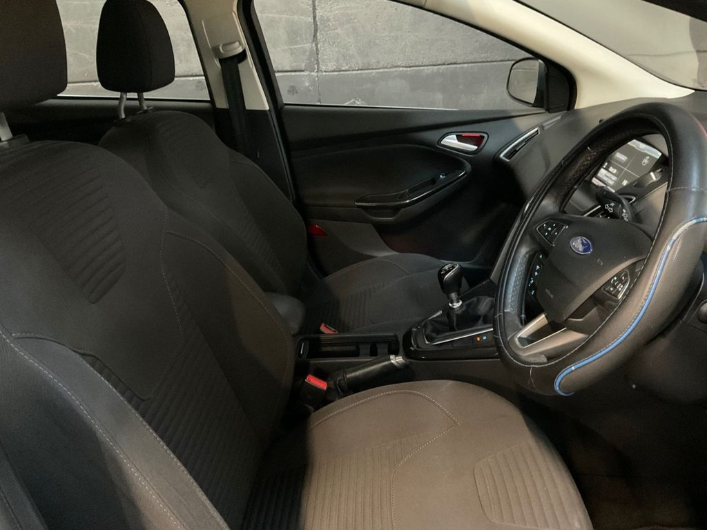 Used Ford Focus 2015 for sale - 76617373: Photo 19