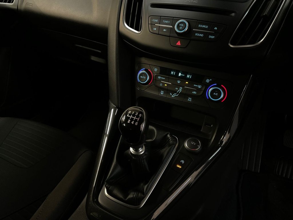 Used Ford Focus 2015 for sale - 76617373: Photo 24